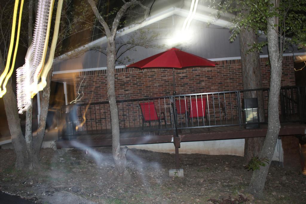 Brydan Suites Eureka Springs Exterior foto